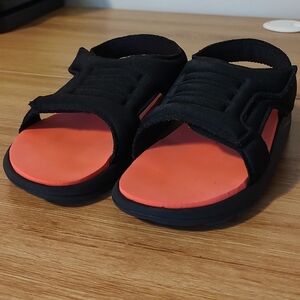Adidas Comfort Sandal Swim Kids Size 9K Coral & Black EUC